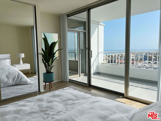 2800 Neilson Way 1521, Santa Monica, CA 90405