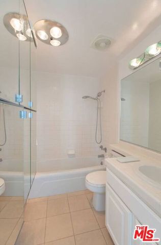 2800 Neilson Way 1521, Santa Monica, CA 90405
