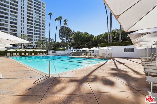 2800 Neilson Way 1521, Santa Monica, CA 90405