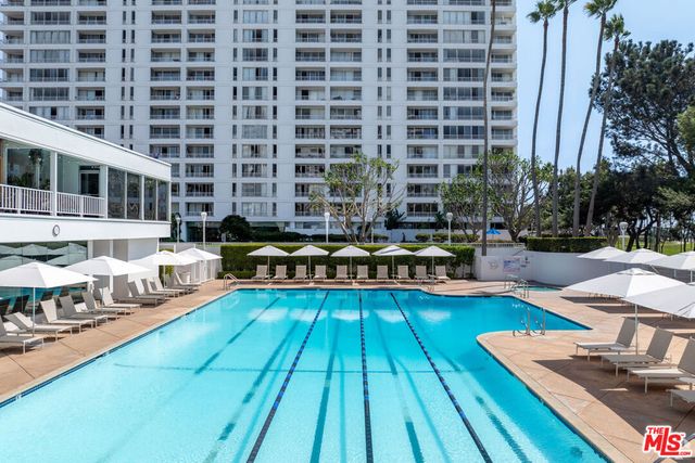 2800 Neilson Way 1521, Santa Monica, CA 90405