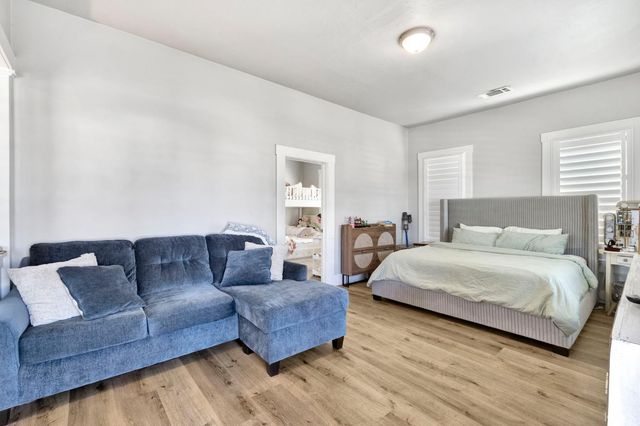 3 C Street, Lemoore, CA 93245