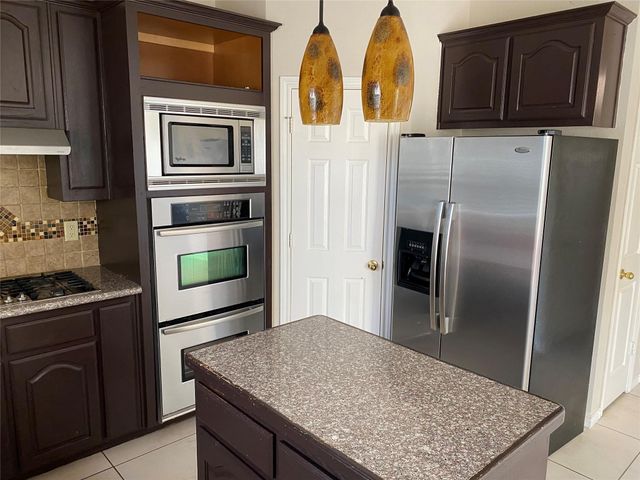 3313 Woodberry Lane, Mckinney, TX 75071