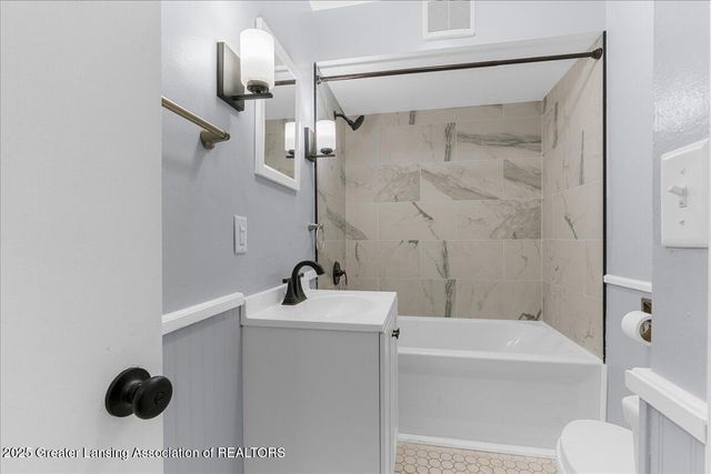 2058 Park Lane, Holt, MI 48842