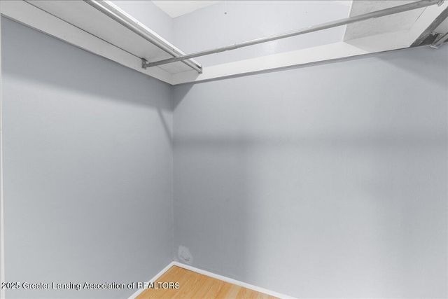 2058 Park Lane, Holt, MI 48842