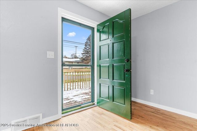 2058 Park Lane, Holt, MI 48842