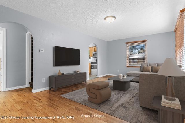 2058 Park Lane, Holt, MI 48842