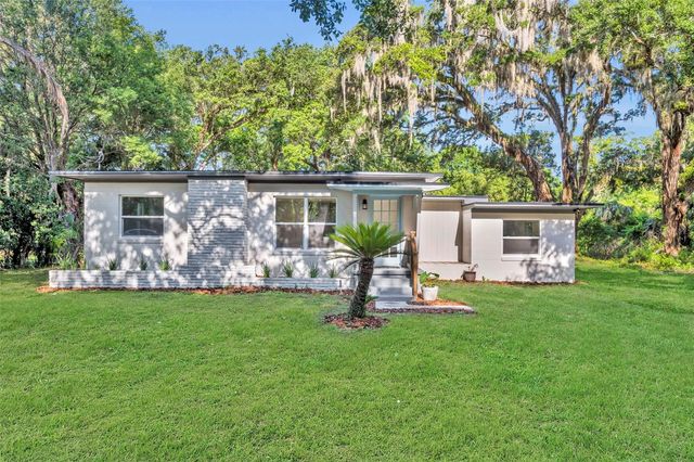2400 ORANGE AVENUE, Sanford, FL 32771