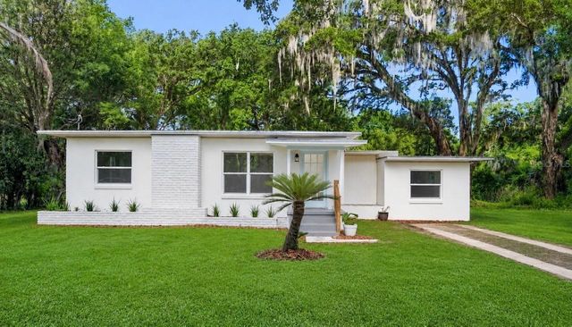 2400 ORANGE AVENUE, Sanford, FL 32771
