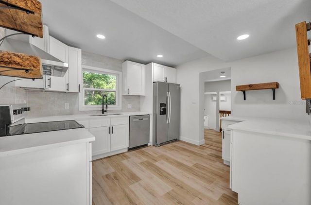 2400 ORANGE AVENUE, Sanford, FL 32771