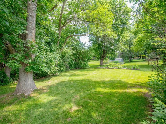 1769 Serpentine Drive, Eagan, MN 55122