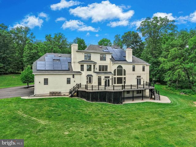 15 GREAT HILLS RD, New Hope, PA 18938