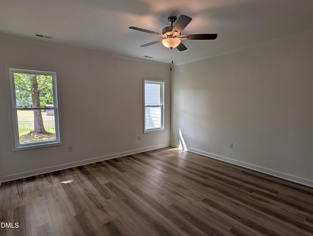 67 Oak Bluff Court, Fuquay Varina, NC 27526
