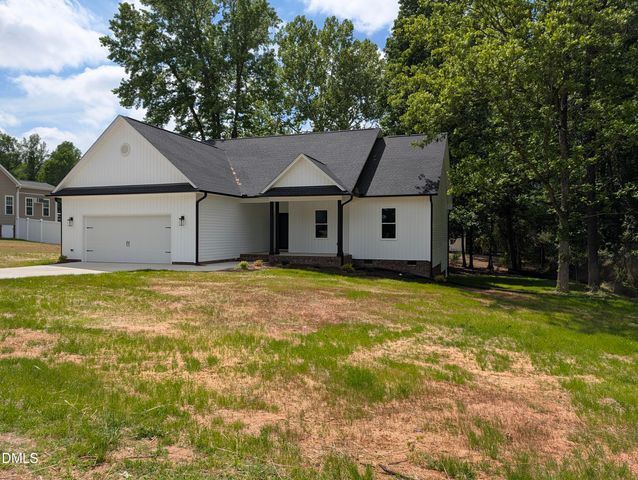 67 Oak Bluff Court, Fuquay Varina, NC 27526