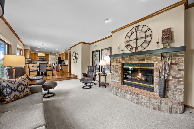 3120 Falcon Drive NE, Cedar Rapids, IA 52402
