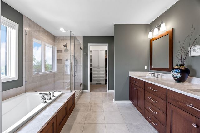 3120 Falcon Drive NE, Cedar Rapids, IA 52402