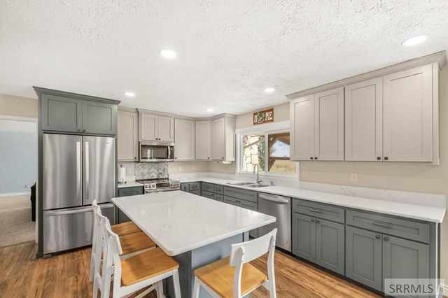 9898 N 35th W, Idaho Falls, ID 83402
