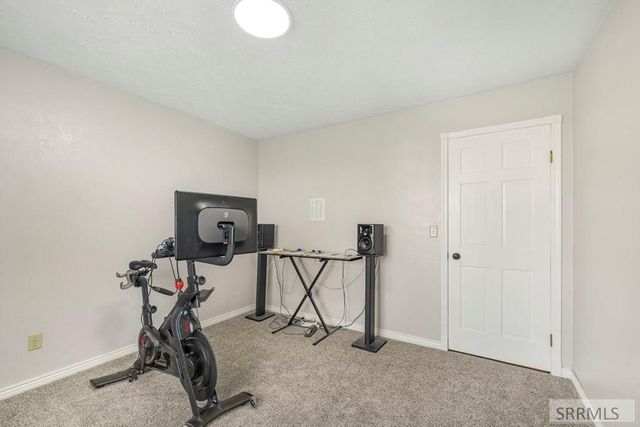 9898 N 35th W, Idaho Falls, ID 83402