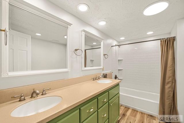 9898 N 35th W, Idaho Falls, ID 83402