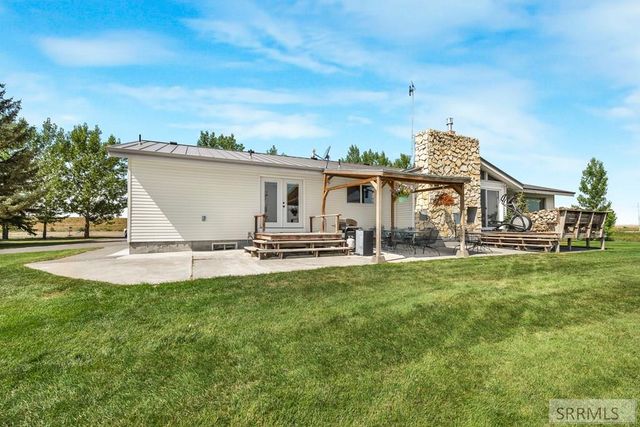 9898 N 35th W, Idaho Falls, ID 83402