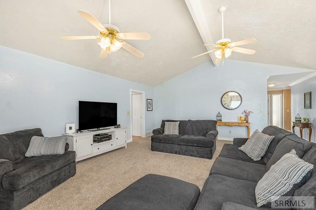 9898 N 35th W, Idaho Falls, ID 83402