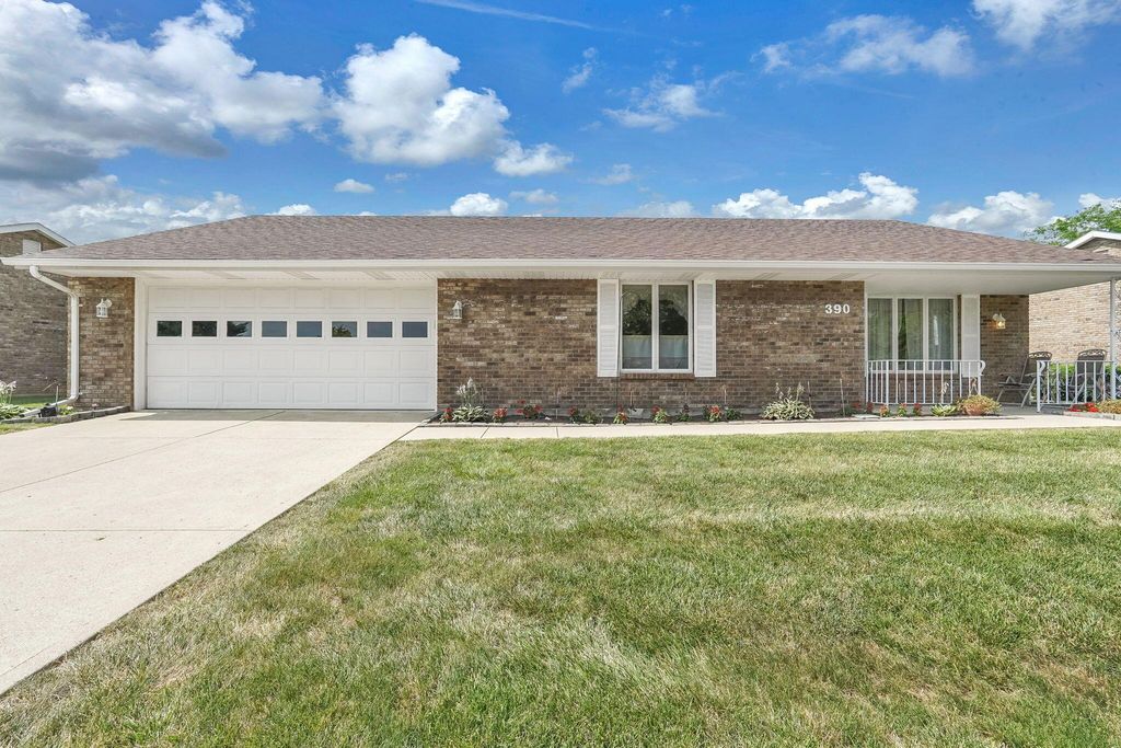 390 Bishop Drive, London, OH 43140