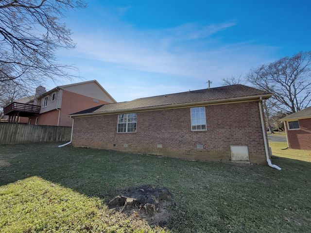 805 Carlisle Ct, N, Nashville, TN 37214