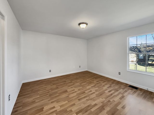 805 Carlisle Ct, N, Nashville, TN 37214