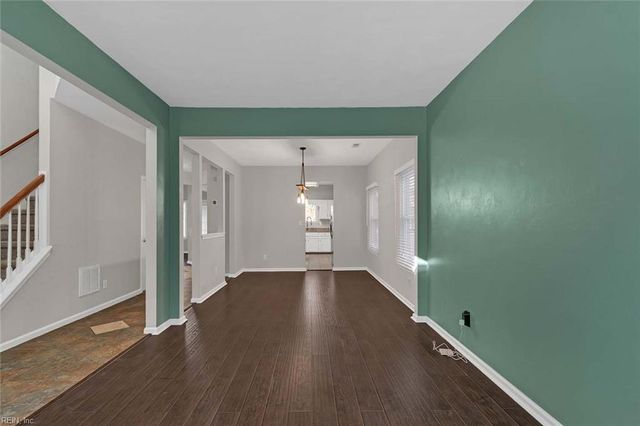 710 Ray AVE, Chesapeake, VA 23320