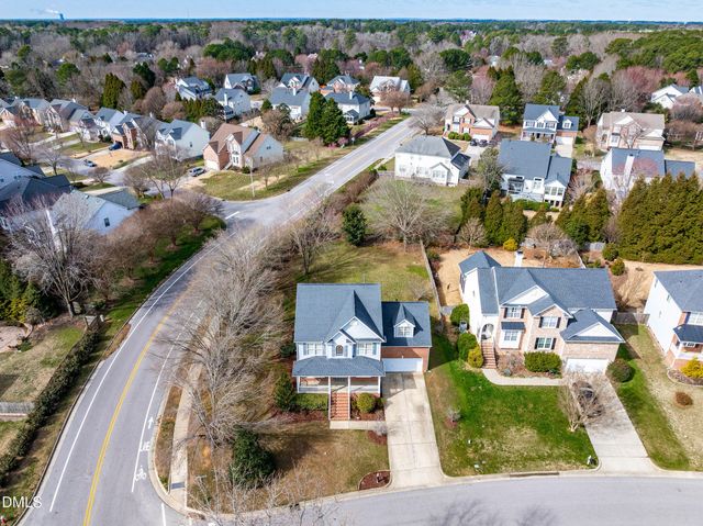 2001 Ambrose Park Lane, Cary, NC 27518