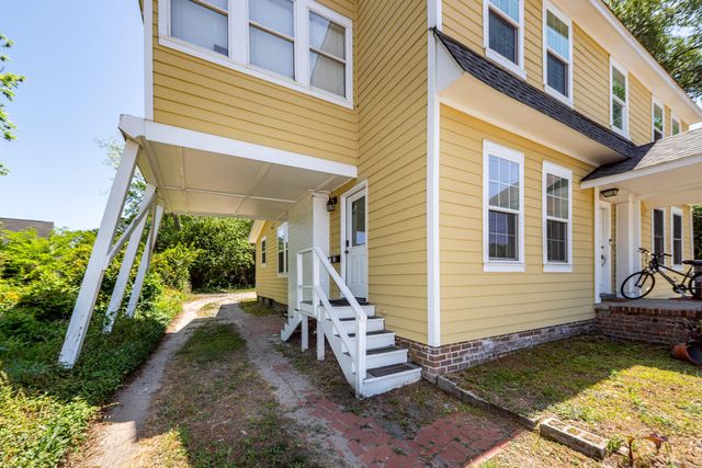 89 Folly Road Boulevard A, Charleston, SC 29407