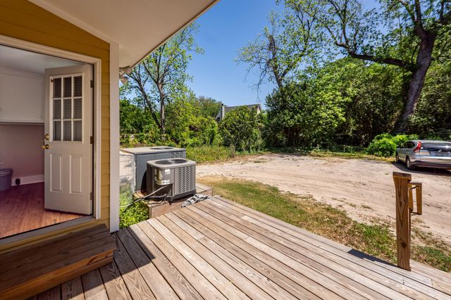 89 Folly Road Boulevard A, Charleston, SC 29407