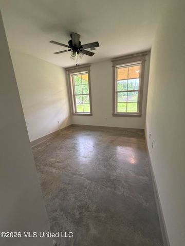 2405 Pleasant Hill Road, Nesbit, MS 38651