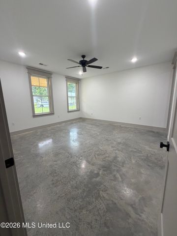 2405 Pleasant Hill Road, Nesbit, MS 38651