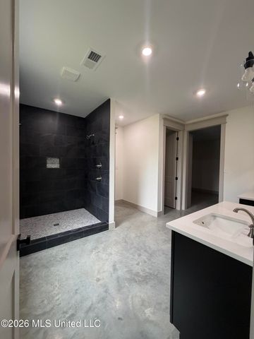 2405 Pleasant Hill Road, Nesbit, MS 38651