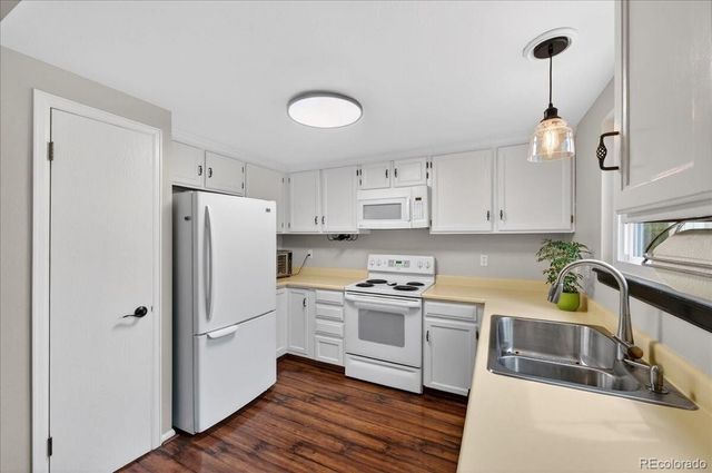 8047 S Pennsylvania Court, Littleton, CO 80122