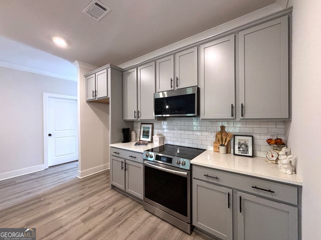 66 Village Court 12, Cleveland, GA 30528