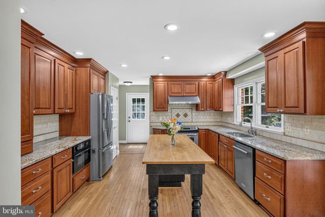 12 WESLEY WOODS CT, Kingsville, MD 21087