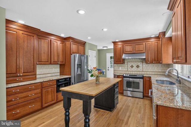 12 WESLEY WOODS CT, Kingsville, MD 21087