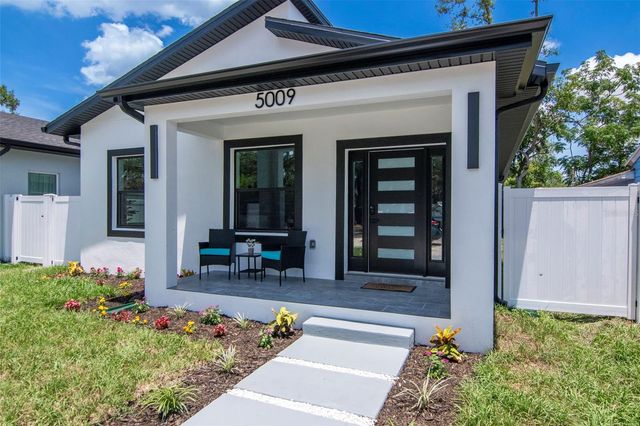 5009 9TH AVENUE S, Gulfport, FL 33707