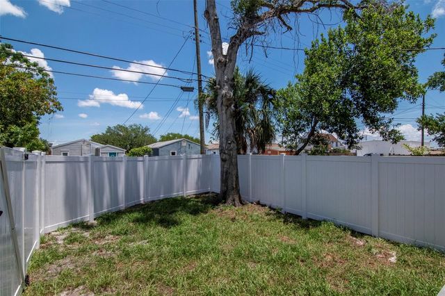 5009 9TH AVENUE S, Gulfport, FL 33707
