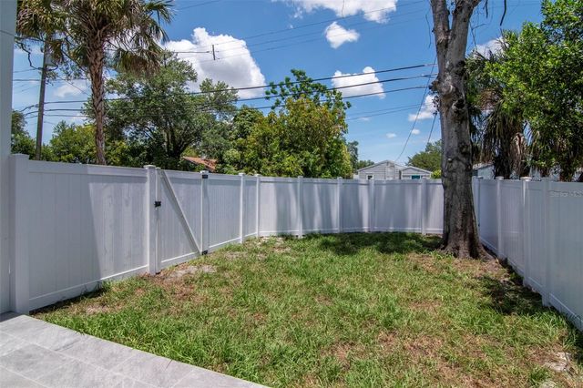 5009 9TH AVENUE S, Gulfport, FL 33707