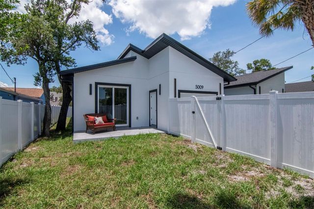 5009 9TH AVENUE S, Gulfport, FL 33707