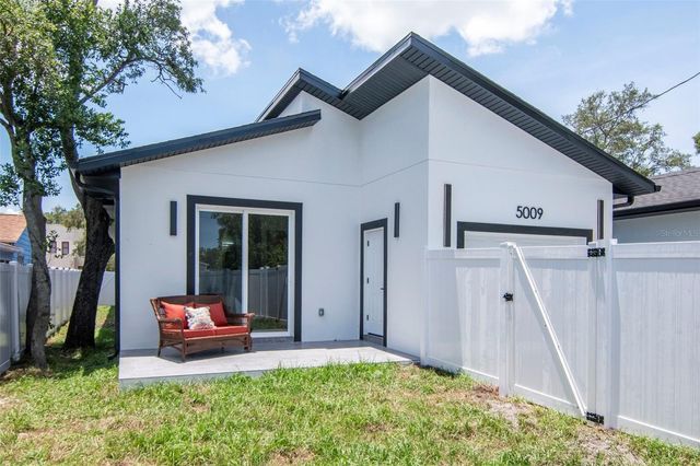 5009 9TH AVENUE S, Gulfport, FL 33707