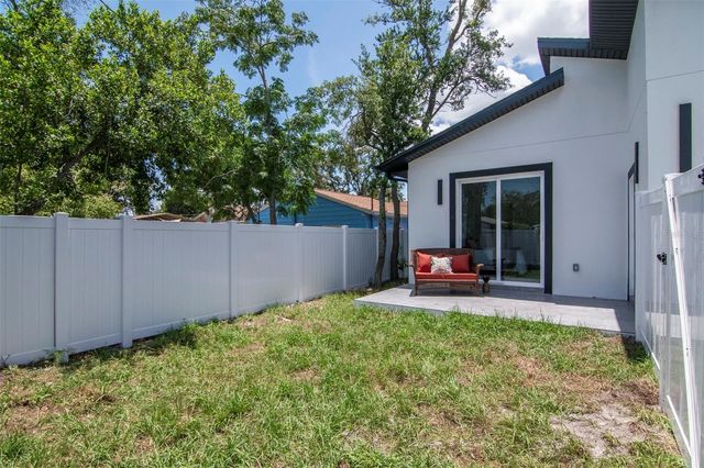 5009 9TH AVENUE S, Gulfport, FL 33707
