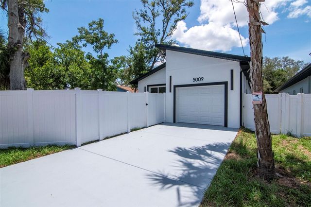 5009 9TH AVENUE S, Gulfport, FL 33707