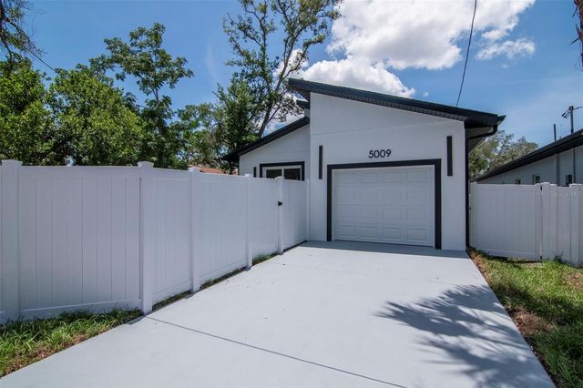 5009 9TH AVENUE S, Gulfport, FL 33707