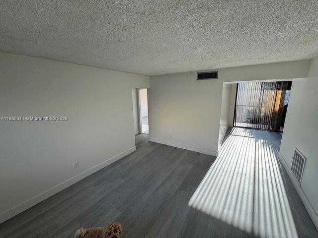 8625 NW 8th St 407, Miami, FL 33126