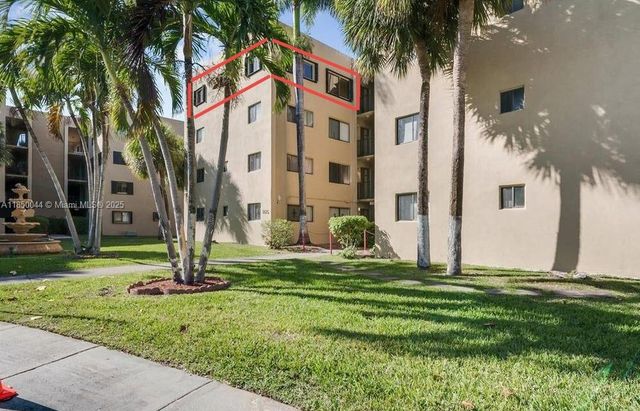 8625 NW 8th St 407, Miami, FL 33126