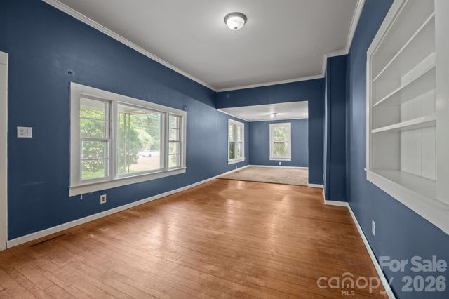 1517 E NC 10 Highway, Newton, NC 28658