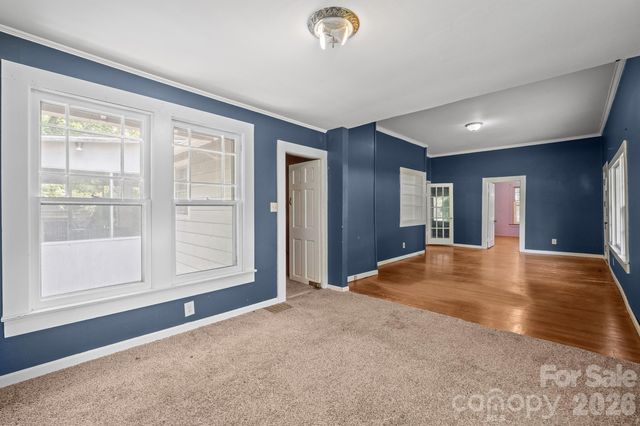 1517 E NC 10 Highway, Newton, NC 28658